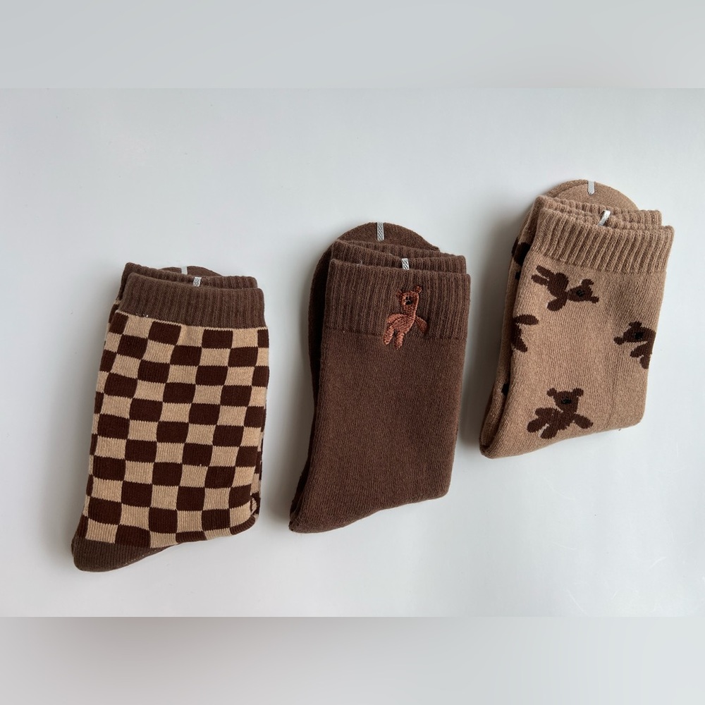 NWT！Women’s Y2K Stylish and cute winter socks 3 pairs set